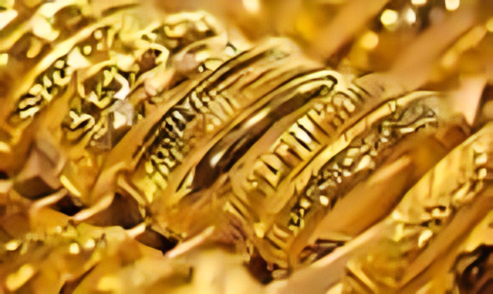 سعر الذهب اليوم الإثنين 21-10-2024