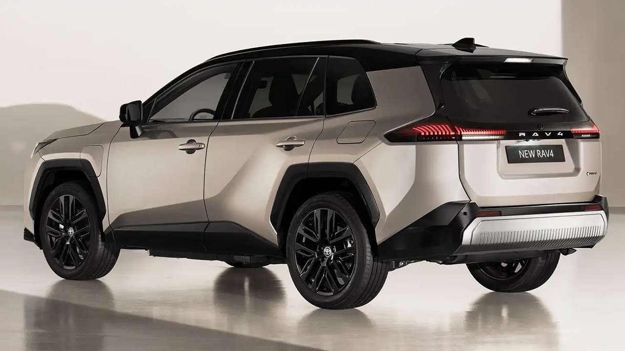 “ثـورة يابانيـة هجينـة“ سيارة تويوتا راف فور 2026 بطراز رفيع وتصميم متطور RAV4.. سيارة الطــرق الـوعــرة